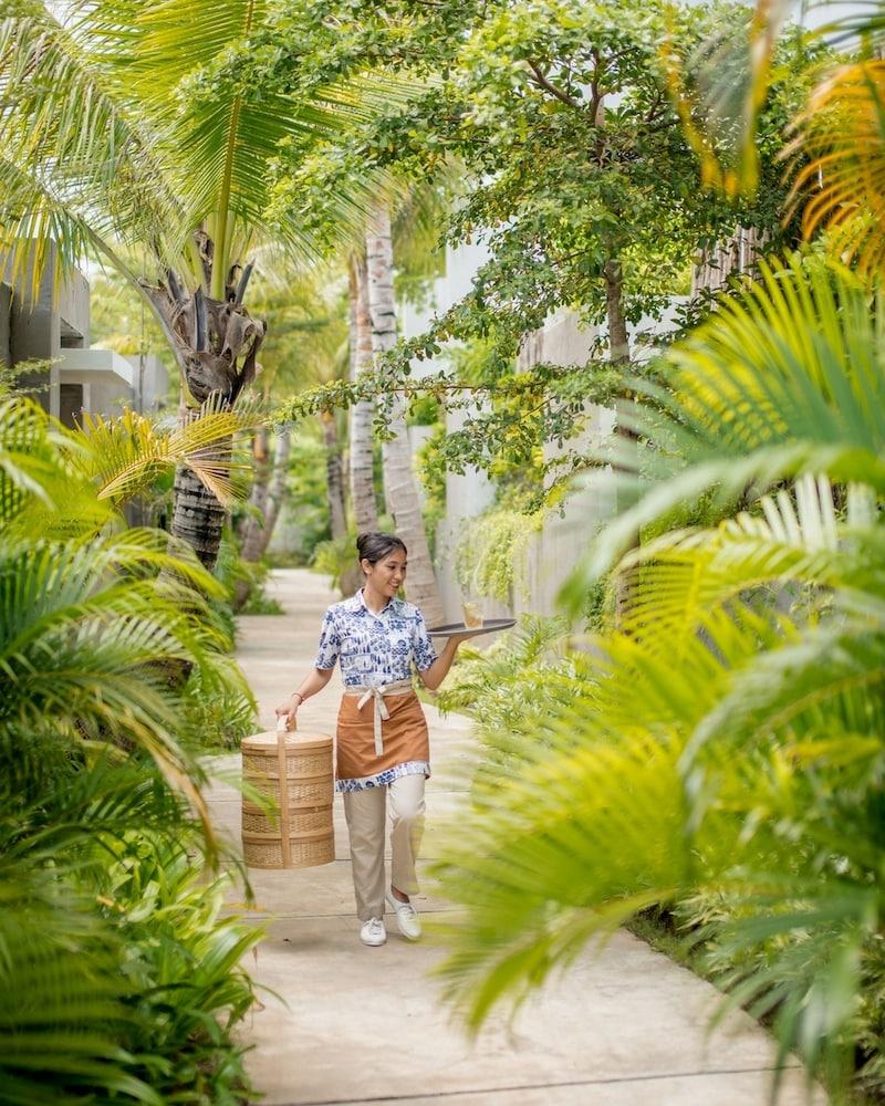 Hotel Cross Bali Breakers Jimbaran Exterior foto