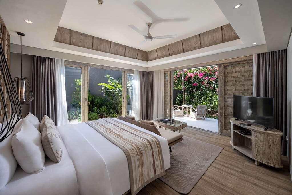 Hotel Cross Bali Breakers Jimbaran Zimmer foto